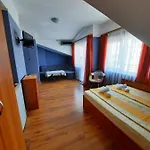 Pensión вероника 4*