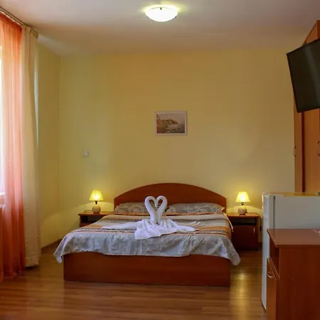 вероника Pensionat 3*