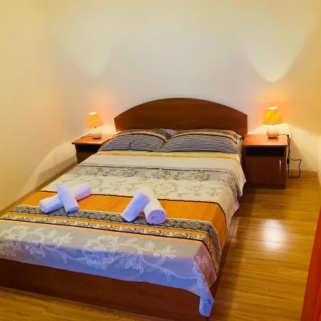 вероника 4*